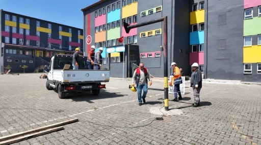 &Ouml;ğrenciler istedi, Başkan G&uuml;ler yerine getirdi
