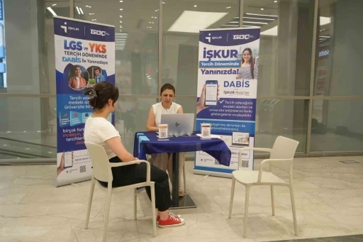 &Ouml;ğrencilere LGS ve YKS tercihlerinde DABİS desteği: Niğde&rsquo;de &ouml;ğrenci ve veliler bilgilendiriliyor

