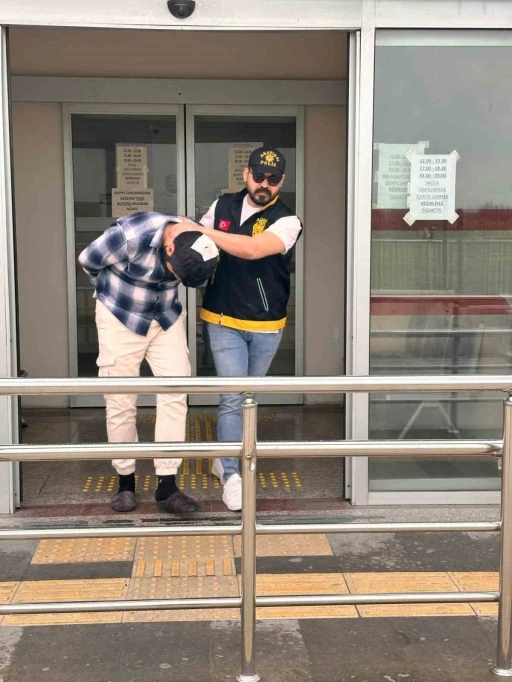 Öğretmen ağabeyini öldürdü, &quot;Kendimde değildim&quot; savunması yaptı
