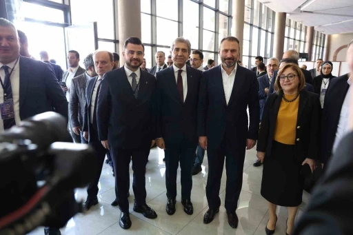 Okandan, Gaziantep’te düzenlenen Yerel Yönetimler Başkanlığı Bölge Toplantısı’na katıldı
