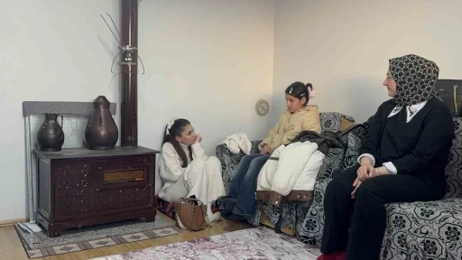 Okçular depreminin ardından 15 yıl geçti, acısı hala geçmedi: ’’Evsiz kaldık, devlet bize ev verdi&quot;
