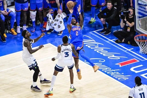 Oklahoma City Thunder, Batı Konferansı final serisinde 2-0 yaptı
