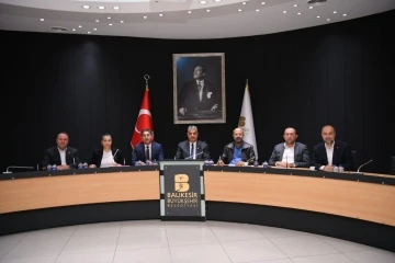 Oktay Erbalaban Balıkesir Büyükşehir Plan ve Bütçe Komisyon Başkanı seçildi

