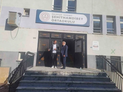 Okul binalarında güçlendirme çalışmaları sürüyor
