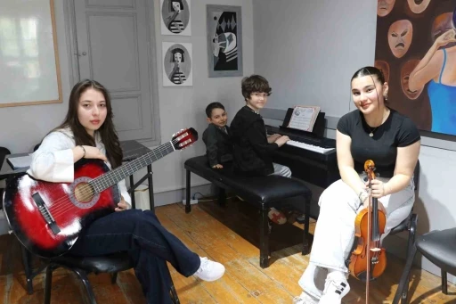 Okul saldırıları sonrası gen&ccedil;lerin sosyal aktivitelere ilgisi arttı
