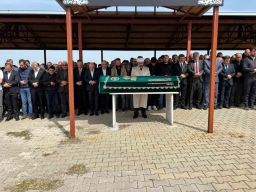 Okul saldırısında hayatını kaybeden Yusuf Tarık son yolculuğuna uğurlandı
