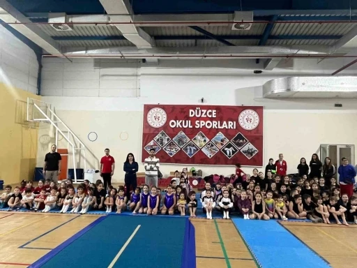 Okul sporları cimnastik m&uuml;sabakaları tamamlandı
