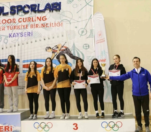 Okul Sporları Floor Curling Gençler Türkiye Birinciliği müsabakaları sona erdi
