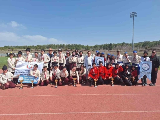 Okul Sporları Geleneksel Türk Okçuluğu Müsabakaları tamamlandı

