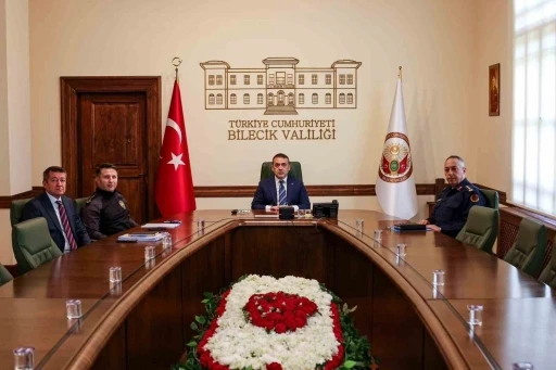 Okullara y&ouml;nelik saldırılar sonrası Bilecik&rsquo;te g&uuml;venlik tedbirleri masaya yatırıldı
