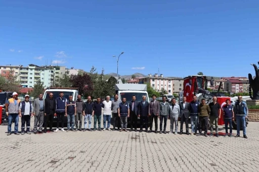 Oltu Belediyesi hizmet filosunu güçlendirdi
