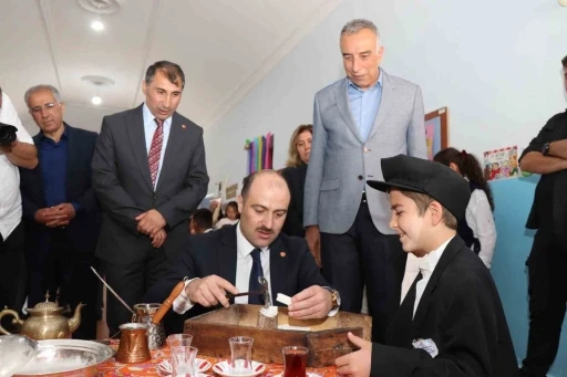 Oltu Karabekir İlkokulu’nda bilim şenliği coşkusu

