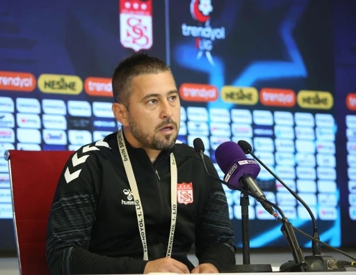Ömer Ateş: &quot;Şu an gündemimizde istifa yok&quot;
