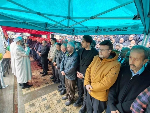 &Ouml;mer Yıldız&rsquo;dan eşine son g&ouml;rev
