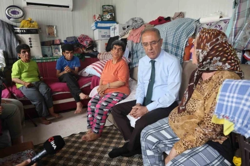 Ömrünü 3 engelli evladına adayan fedakar anne hayat hikayesiyle takdir topladı
