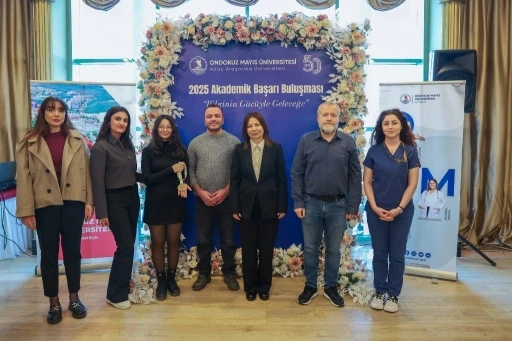 OM&Uuml;&rsquo;de 2025 yılının &ouml;ne &ccedil;ıkan akademik başarıları &ouml;d&uuml;llendirildi
