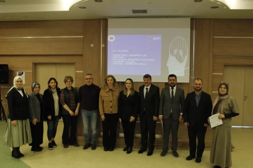 OM&Uuml;&rsquo;de "Denetimli Serbestlik Sistemi" paneli: Denetimden rehabilitasyona sosyal hizmet vurgusu
