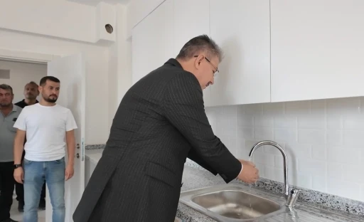 Ömürlük konutlar depremzedelere teslim edildi
