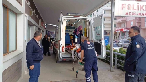 Önce 16 yaşındaki genç kızı sonra kendisini silahla vurdu
