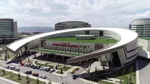 Önce eşini boğdu sonra intihara kalkıştı
