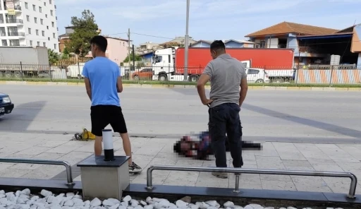 Önüne kıran otomobile çarpan motosikletli işadamı hayatını kaybetti
