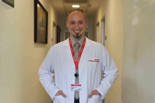 Op. Dr. Adil G&uuml;&ccedil;al G&uuml;&ccedil;l&uuml;: "Taş d&uuml;ş&uuml;ren hastada 5 yıl i&ccedil;inde tekrarlama riski y&uuml;zde 50"
