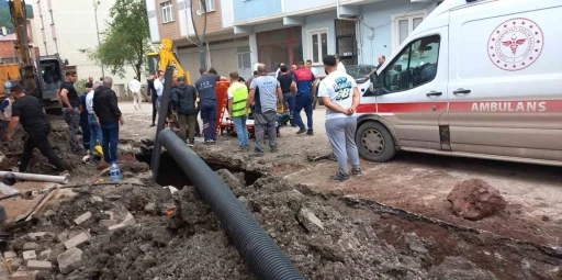 Ordu&rsquo;da altyapı &ccedil;alışmasında g&ouml;&ccedil;&uuml;k altında kalan 2 iş&ccedil;i yaralandı
