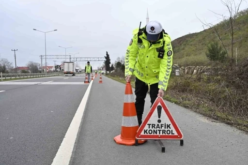 Ordu&rsquo;da bir haftada 17 binden fazla ara&ccedil; ve s&uuml;r&uuml;c&uuml;s&uuml; denetlendi
