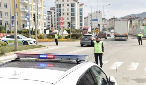 Ordu&rsquo;da bir haftada 20 bine yakın ara&ccedil; ve s&uuml;r&uuml;c&uuml;s&uuml; denetlendi

