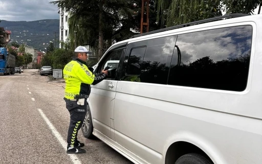 Ordu&rsquo;da bir haftada 9 binden fazla ara&ccedil; ve s&uuml;r&uuml;c&uuml;s&uuml; denetlendi
