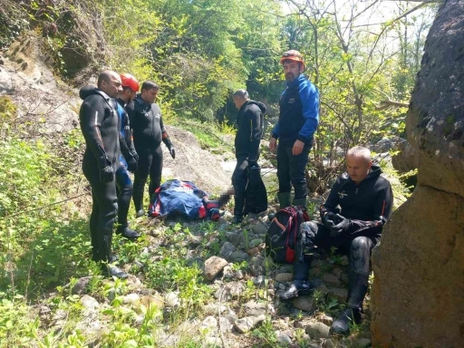 Ordu’da kayıp 2 kişiden birinin cansız bedeni derede bulundu
