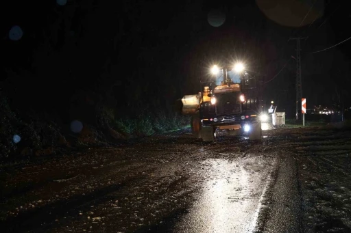 Ordu&rsquo;da sağanak sonrası heyelanlar meydana geldi
