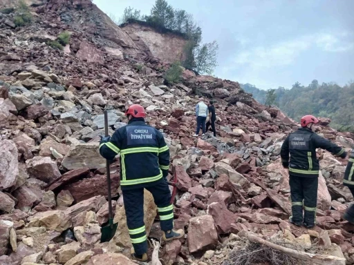 Ordu’da taş ocağında göçük: 2 kişi enkaz altında kaldı
