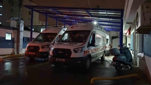 Ordu&rsquo;da yedikleri yemek sonrası rahatsızlanan 21 iş&ccedil;i hastanelik oldu

