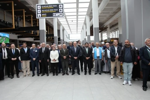 Ordu’dan 291 kişilik hac kafilesi kutsal topraklara uğurlandı
