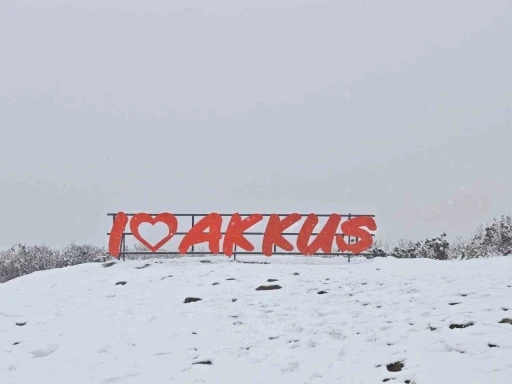 Ordu’nun yükseklerinde kar yağışı
