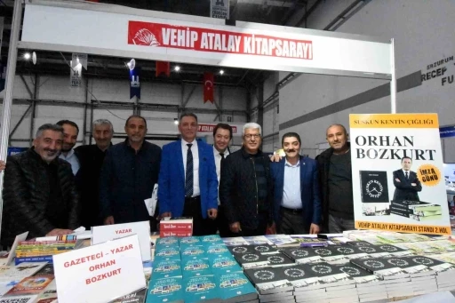 Orhan Bozkurt, &quot;Suskun Kentin Çığlığı&quot; ile okurlarıyla buluştu
