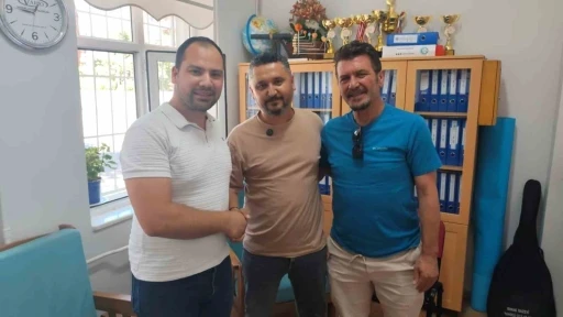 Ormanı korurken bir can kurtardılar
