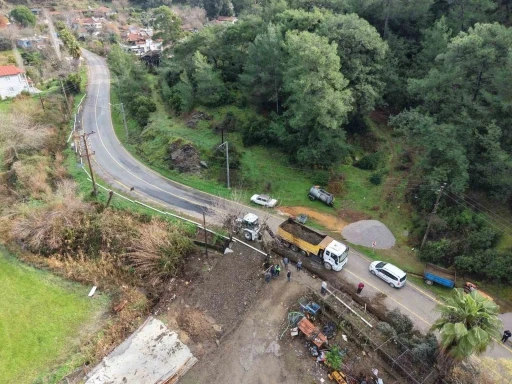 Ortaca Tepearası Mahallesi&rsquo;ndeki i&ccedil;me suyu hattı yenileniyor
