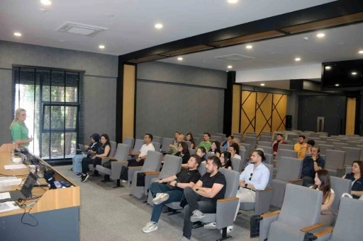 OSB Akademi’de &quot;Duygusal Zeka ve Stres Yönetimi&quot; eğitimi
