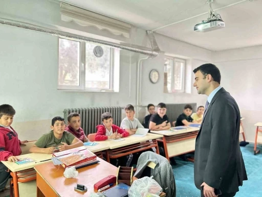 Osmaneli Kur’an kursuna motivasyon ziyareti
