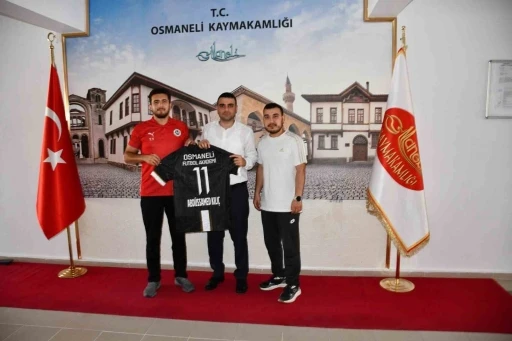Osmaneli’nde spor alanında yürütülen çalışmalar değerlendirildi
