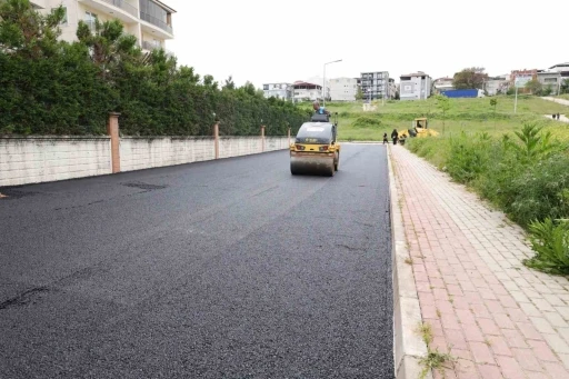 Osmangazi belediyesi &ccedil;alışıyor yollar g&uuml;zelleşiyor
