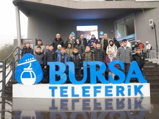 Osmangazi Belediyesi&rsquo;nden &ccedil;ocuklara Uludağ&rsquo;da kayak s&uuml;rprizi
