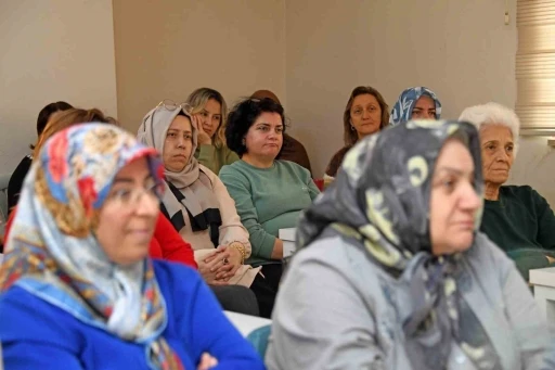 Osmangazi Belediyesi’nden ’Kadın ve Toplum’ başlıklı söyleşi
