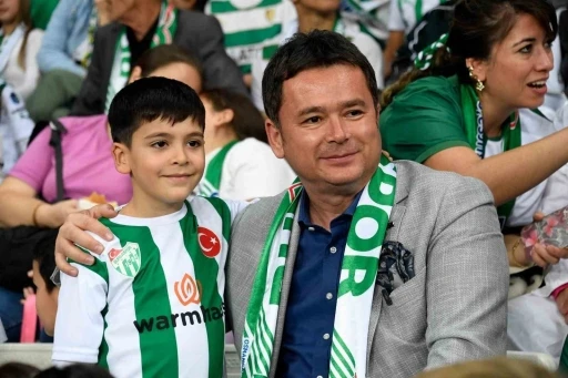 Osmangazi’nin miniklerinden Bursaspor’a büyük destek
