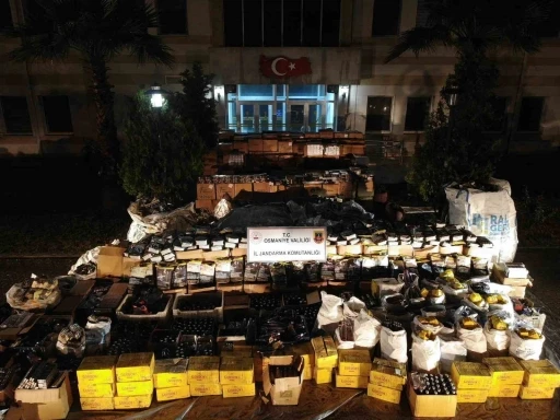 Osmaniye&rsquo;de 15 milyonluk ka&ccedil;ak &uuml;r&uuml;n operasyonu: 3 tutuklama
