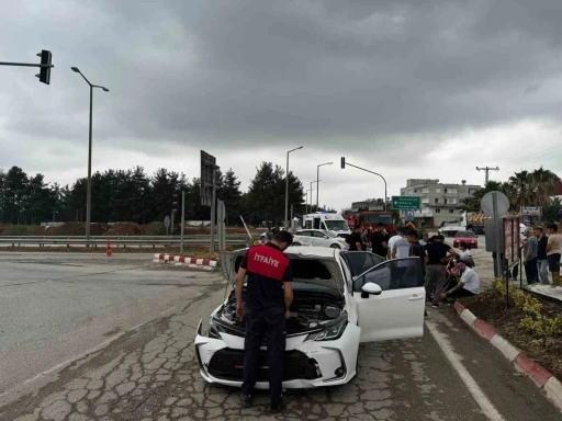 Osmaniye’de iki otomobil çarpıştı: 2 yaralı
