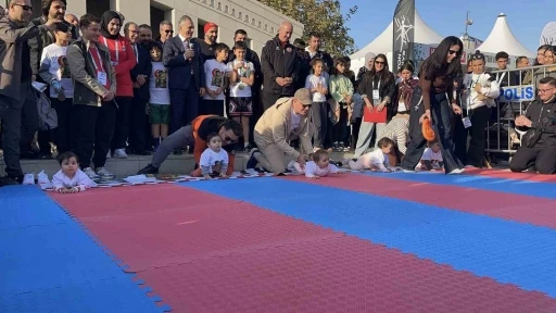 Osmaniye&rsquo;de kaybedeni olmayan maraton d&uuml;zenlendi
