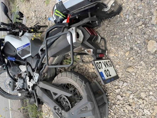 Osmaniye&rsquo;de k&ouml;peğe &ccedil;arpan motosikletli ağır yaralandı
